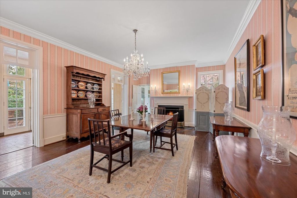 Image 26 of property listing at 2805 P ST NW, Washington, DC 20007