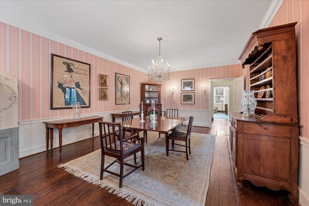 Image 30 of property listing at 2805 P ST NW, Washington, DC 20007