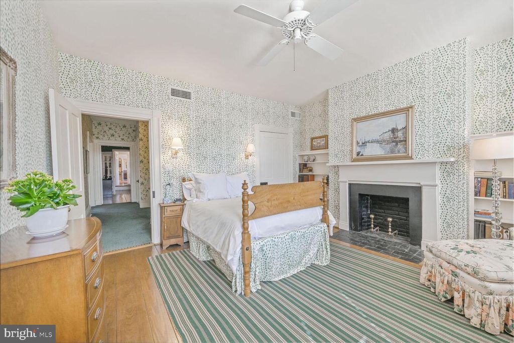 Image 44 of property listing at 2805 P ST NW, Washington, DC 20007