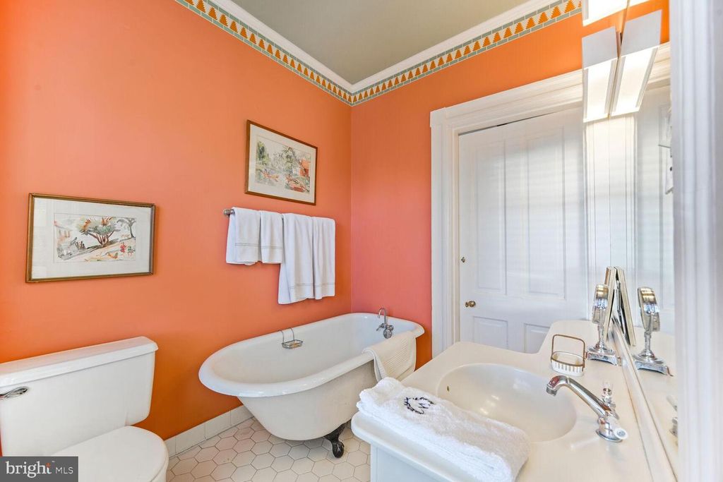 Image 46 of property listing at 2805 P ST NW, Washington, DC 20007