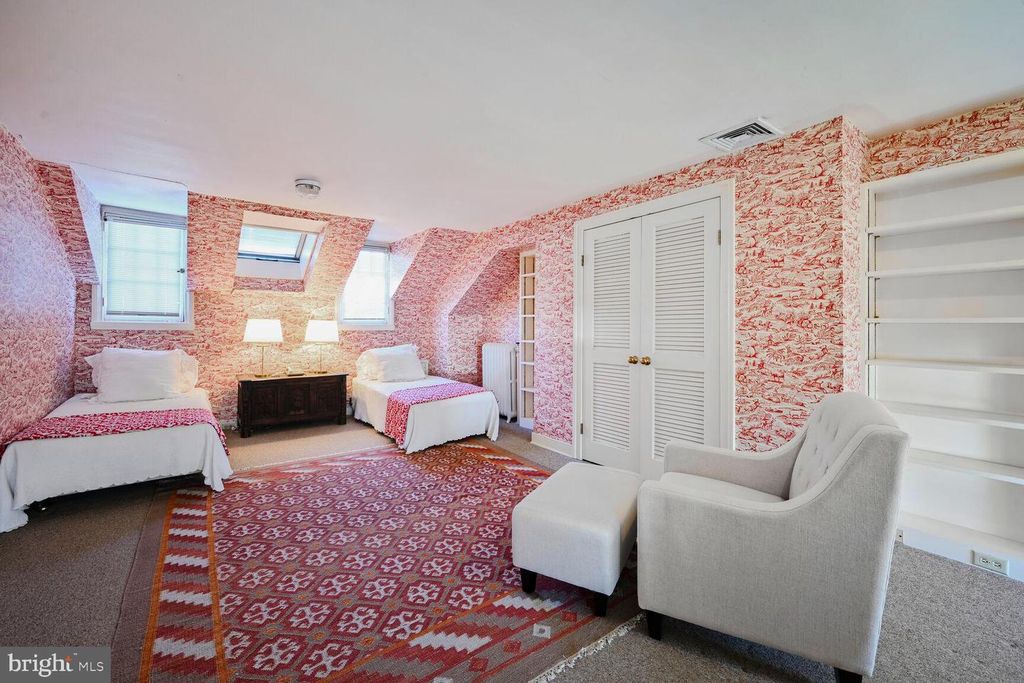 Image 62 of property listing at 2805 P ST NW, Washington, DC 20007