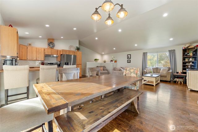 1790 Old Hwy 97, Okanogan, WA 98840