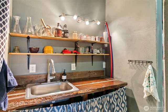 1790 Old Hwy 97, Okanogan, WA 98840