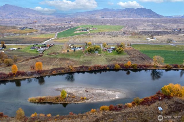 1790 Old Hwy 97, Okanogan, WA 98840