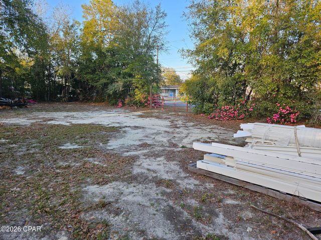 1402 W 12th Street, Panama City, FL 32401