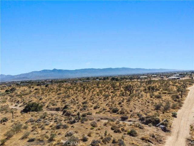 1 Nevada, Phelan, CA 92371