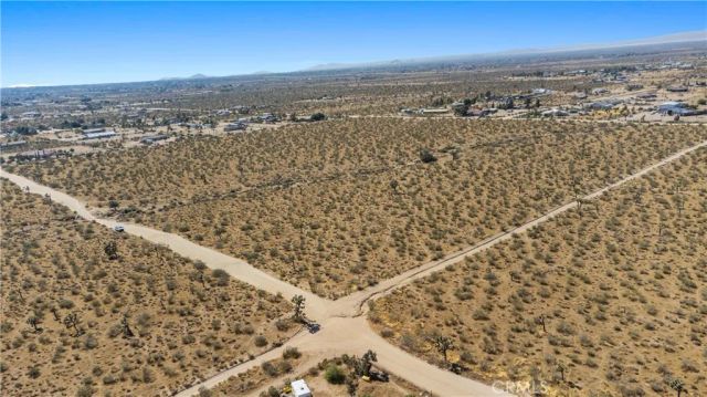 1 Nevada, Phelan, CA 92371