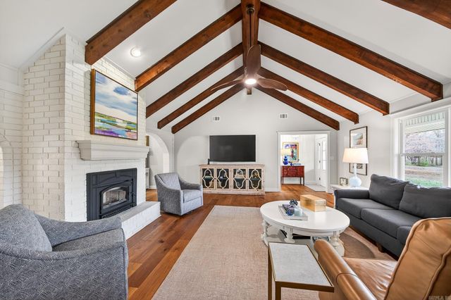 1690 Mt Carmel Road, Cabot, AR 72023