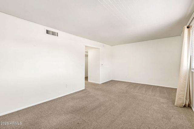 37210 N TRANQUIL Trail 9, Carefree, AZ 85377