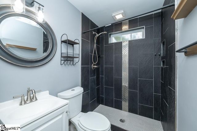 105 E Bearden Street, Greer, SC 29651