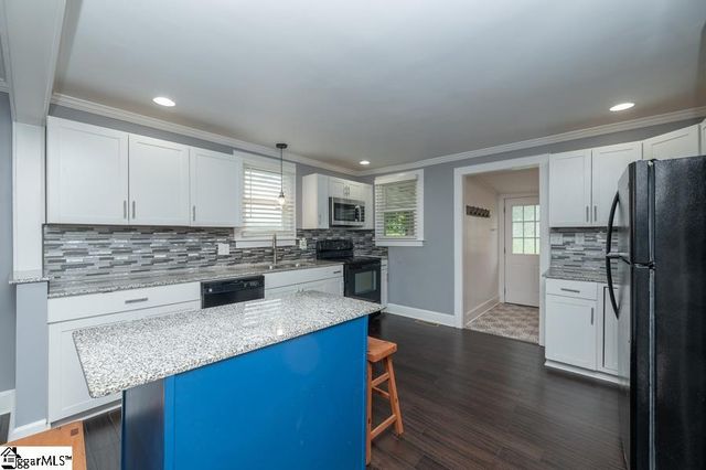 105 E Bearden Street, Greer, SC 29651