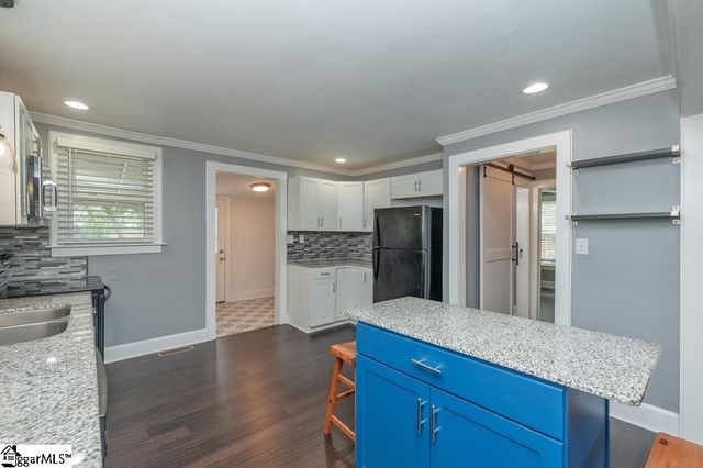 105 E Bearden Street, Greer, SC 29651