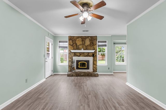 109 Carriage Court, Summerville, SC 29486