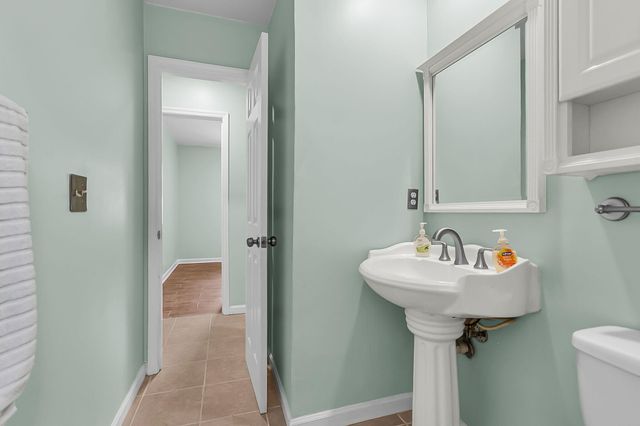 109 Carriage Court, Summerville, SC 29486
