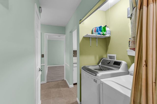 109 Carriage Court, Summerville, SC 29486