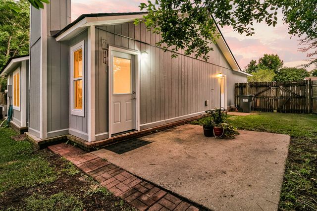 109 Carriage Court, Summerville, SC 29486