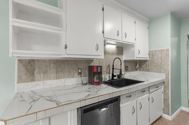 109 Carriage Court, Summerville, SC 29486