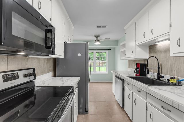 109 Carriage Court, Summerville, SC 29486