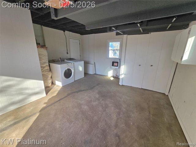 7399 Gronow, Center Line, MI 48015