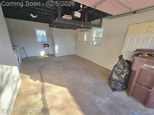 7399 Gronow, Center Line, MI 48015