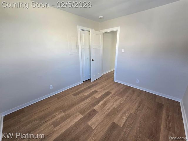 7399 Gronow, Center Line, MI 48015