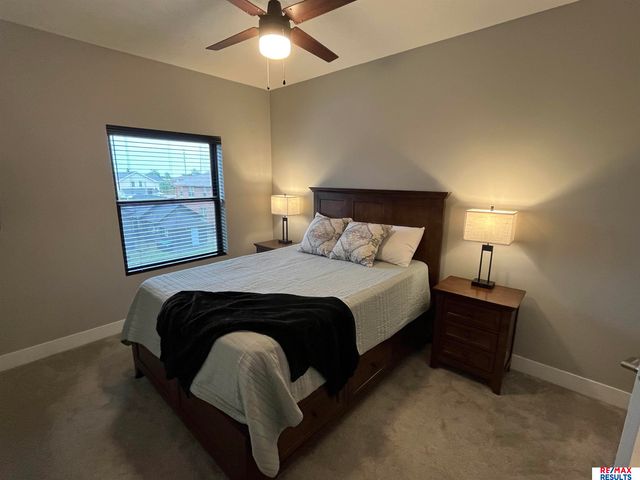 3109 Mayberry Plaza, Omaha, NE 68105