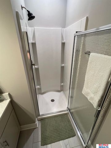 3109 Mayberry Plaza, Omaha, NE 68105