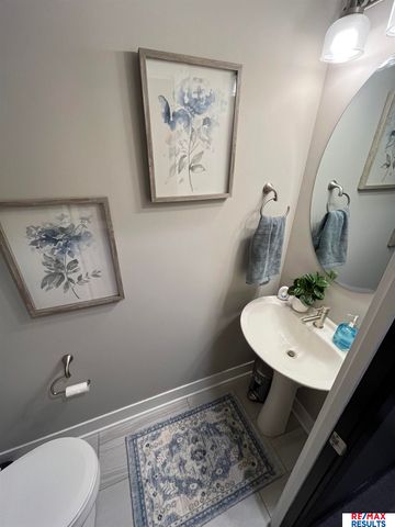 3109 Mayberry Plaza, Omaha, NE 68105