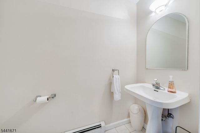 27 Harvest Ln, Livingston Twp., NJ 07039