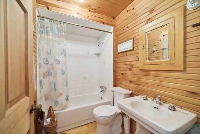 5680 E Shores Drive, Freesoil Twp, MI 49411