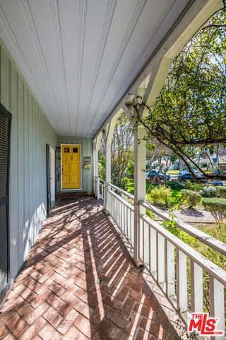 118 N Evergreen Street, Toluca Lake, CA 91505