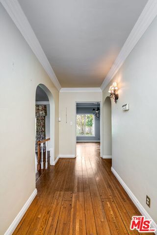 118 N Evergreen Street, Toluca Lake, CA 91505