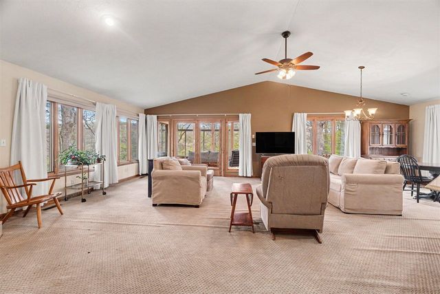 1890 Dillingham Drive, Allegan, MI 49010