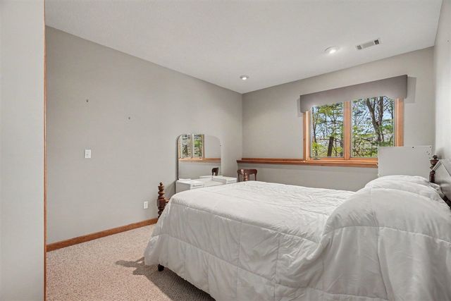 1890 Dillingham Drive, Allegan, MI 49010