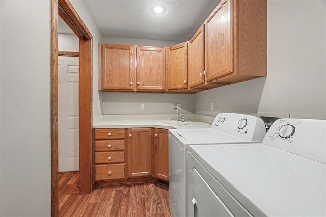 1890 Dillingham Drive, Allegan, MI 49010
