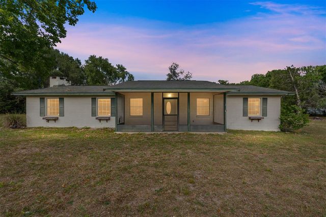 415 SE ADAMS STREET, High Springs, FL 32643