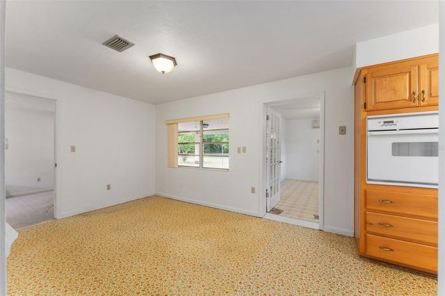 415 SE ADAMS STREET, High Springs, FL 32643
