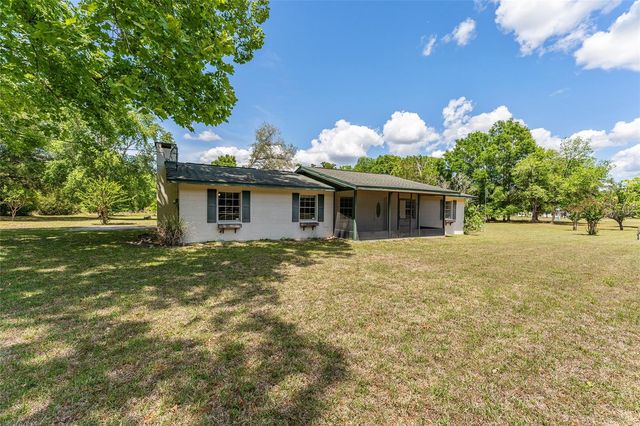 415 SE ADAMS STREET, High Springs, FL 32643