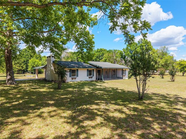 415 SE ADAMS STREET, High Springs, FL 32643