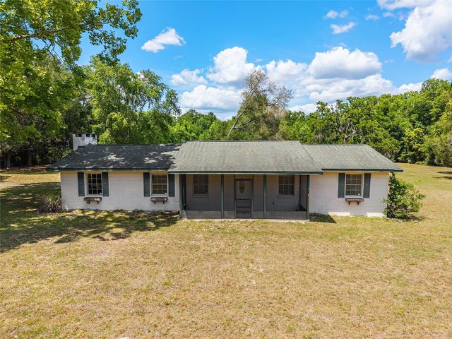 415 SE ADAMS STREET, High Springs, FL 32643