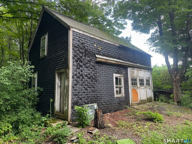 760 Upper Maple Street, Killingly, CT 06239