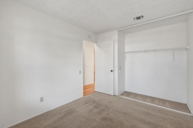 10082 Kern River Ct, Rancho Cordova, CA 95670