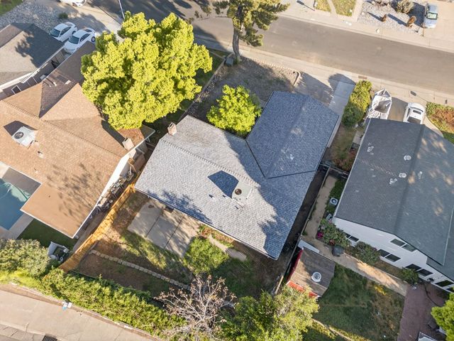 10082 Kern River Ct, Rancho Cordova, CA 95670