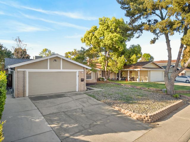 10082 Kern River Ct, Rancho Cordova, CA 95670