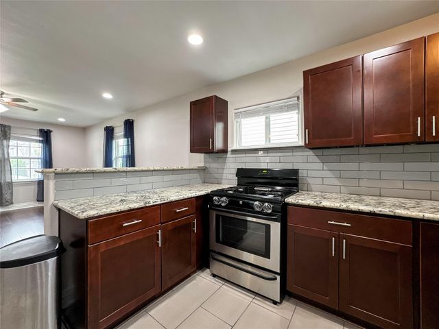 2902 Elser Street, Houston, TX 77009