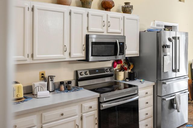 465 HIDDEN RIDGE RD, Charlottesville, VA 22902