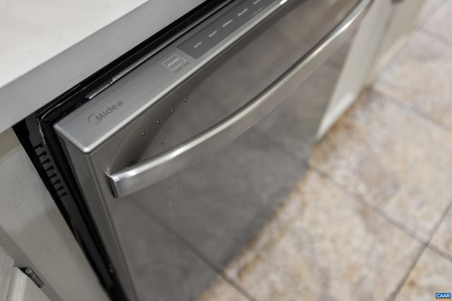 465 HIDDEN RIDGE RD, Charlottesville, VA 22902