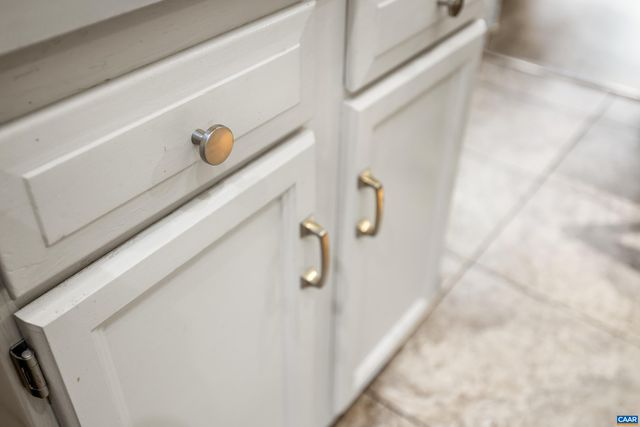 465 HIDDEN RIDGE RD, Charlottesville, VA 22902