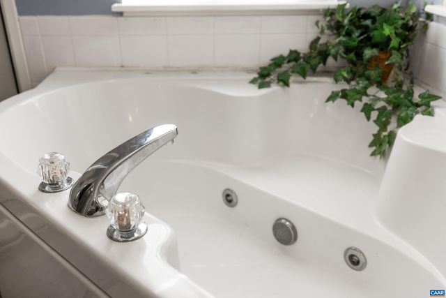 465 HIDDEN RIDGE RD, Charlottesville, VA 22902