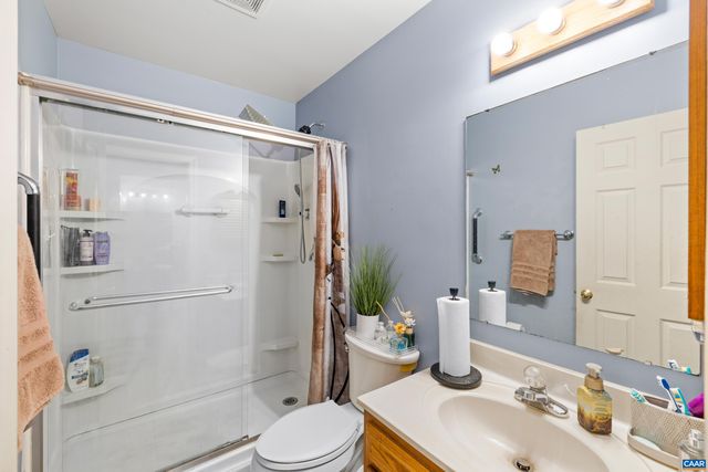 465 HIDDEN RIDGE RD, Charlottesville, VA 22902